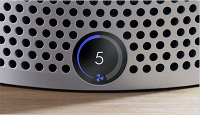 Dyson Pure Cool Me LCD screen displaying the fan speed screen